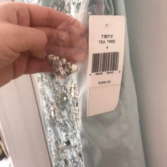 French Connection Sequin and Beaded Dress - Picture 4 of 4